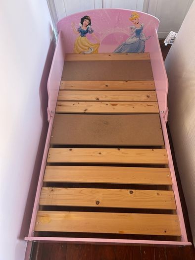 toddler princess bed