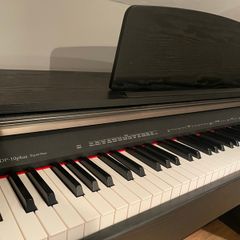 Digital Piano