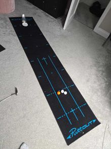 Putting Mat