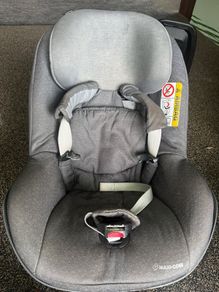 car seat 2x 0-18 months and 6 months- 4 years