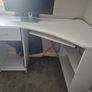 White corner desk Image 4