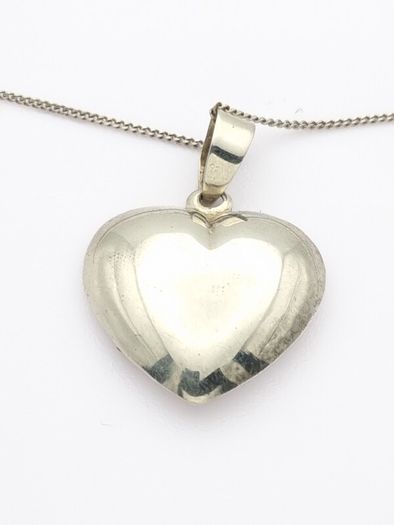 Vintage Cubic Zirconia Heart 925 Silver Necklace