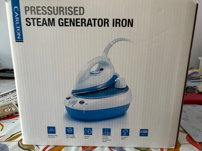 Pressurised Steam Iron