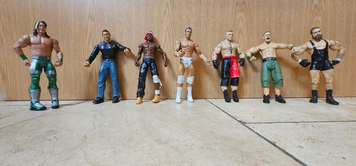 WWE 54 action figures, The 4 wrestlers in the last photo are sold