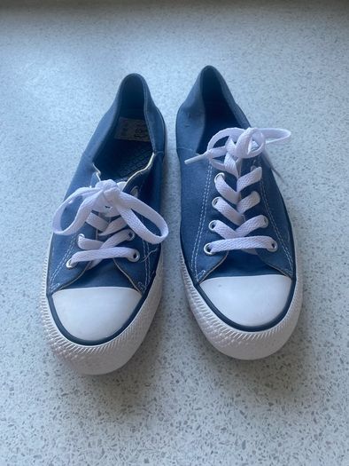 womens converse