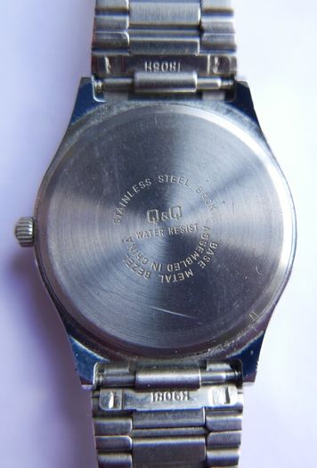 Vintage Q&Q Quartz Watch Men Silver White Day Date Analog New Battery works well