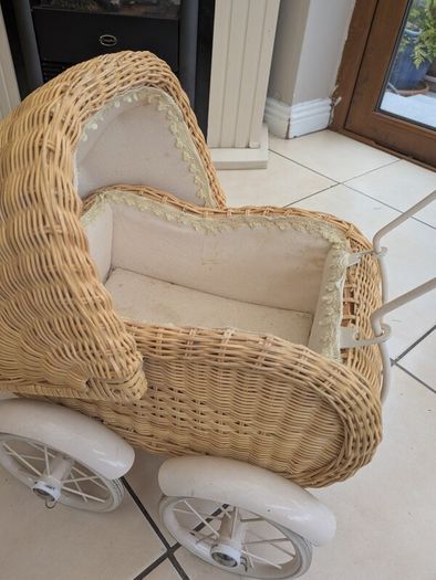 Dolls pram