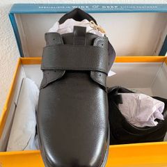 Mens shoes
