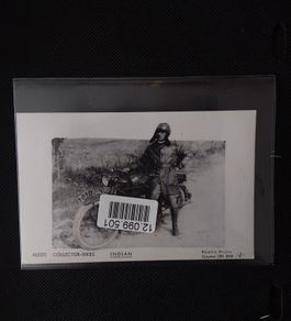 Collector - Bikes Postcard : Indian Motorcycle and Motorcyclist in Leathers