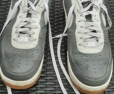 nike air force 1 grey white.