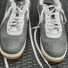 nike air force 1 grey white.