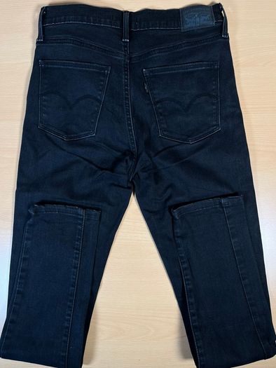 Levis Slimming Skinny Jeans W28 L29