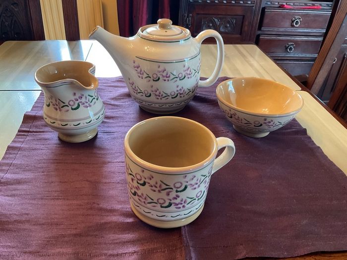 Nicholas Mosse lavender collection from Washington creek . Mugs, jugs , tea pot and platter .pricing the mug fir this ad