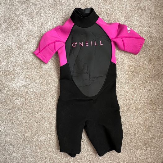 Girl wet suit oneill