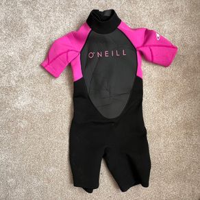 Girl wet suit oneill