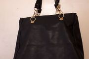 New Large travel/Gym/ overnight bag Elizabeth Arden large black bag