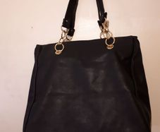New travel Elizabeth Arden large black bag