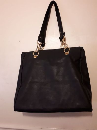 New travel Elizabeth Arden large black bag