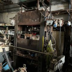 Pillar drill
