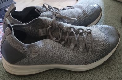 Under Armour Mens Charged Covert Gray Knit Running Shoes Size 8
