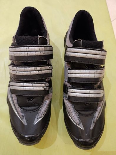 cycling shoes
