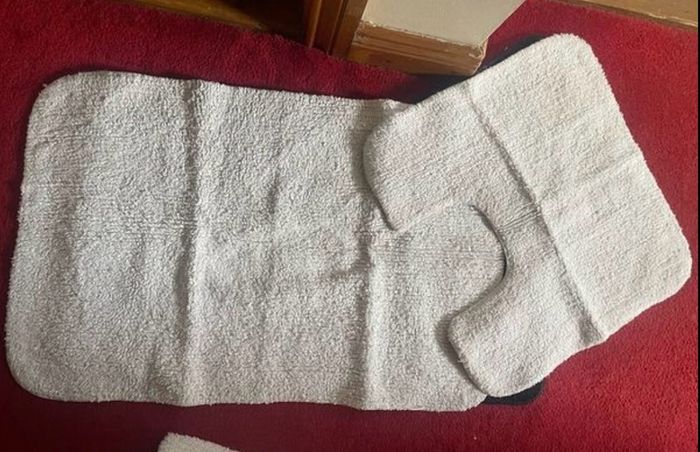 Bedding sets towels blankets  mats