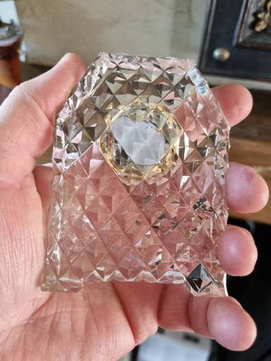 Crystal clock