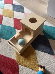 Object permanence box
