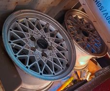 Old school Opel Omega ATS mesh alloys..