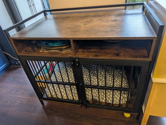 Dog crate with storage