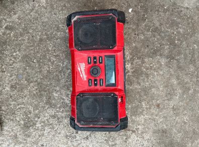 Milwaukee m18 radio