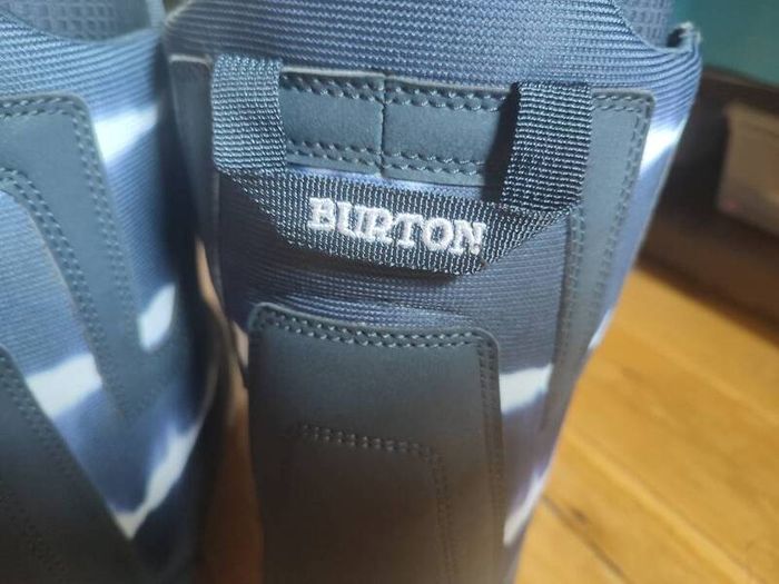 Burton snowboard boots size UK 10.5