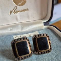 Vintage Black Earrings