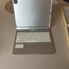 i pad case /keypad
