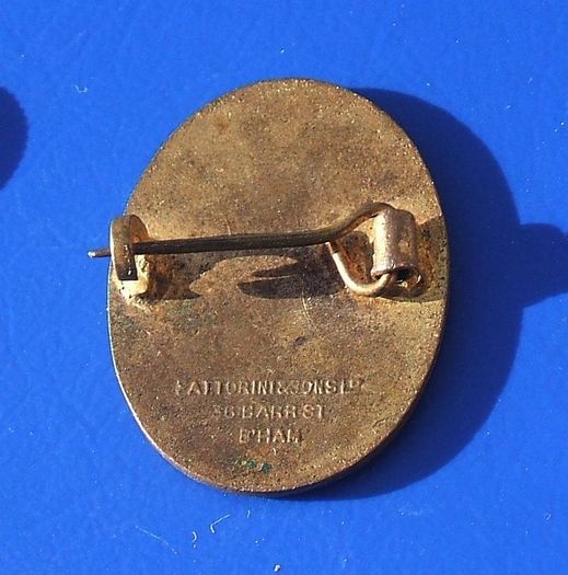 Naval Wives' Voluntary Service (Royal Navy) - a scarce NWVS volunteer's badge (1950s)