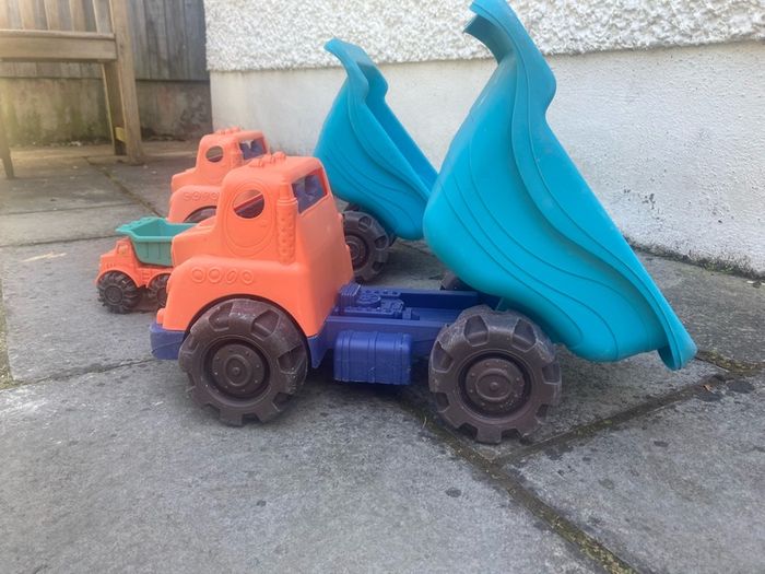 Tipper trucks suitable for indoor/beach/garden use