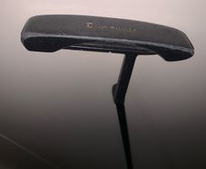 Tour mission golf putter (RH)