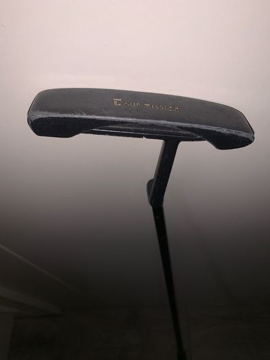 Tour mission golf putter (RH)