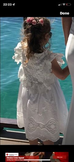 Flower girl