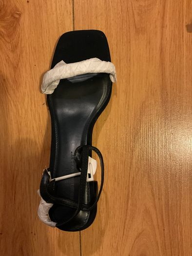 Gorgeous Navy Diamante Sandals size UK 6 Brand New