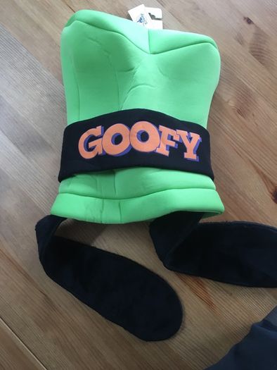 Disney goofy authentic Adult hat