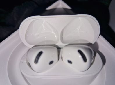 Apple Airpods 5th Gen, ANC & Wireless Case