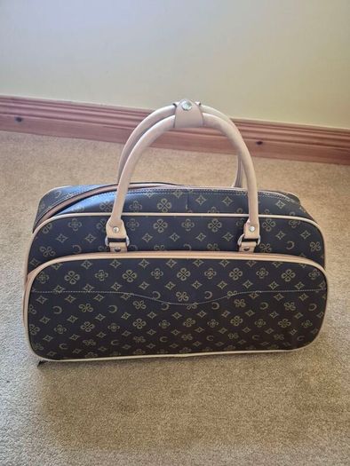 Weekend Travel Trolley Bag ,with Retractable  Handle