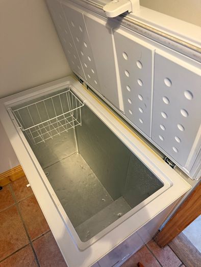 Belling chest freezer 202L