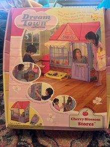 Pop up shop / kids tent : pretend shop