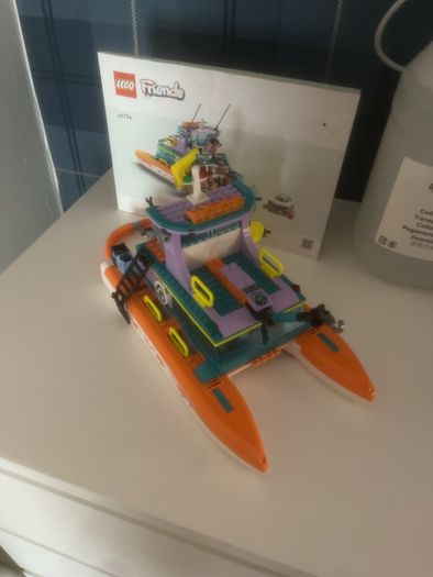 Lego Friends set 41734 sea recycling catamaran boat