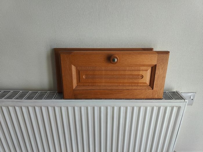 Kitchen cabinet doors and drawer fronts