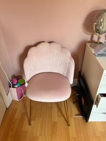 velvet chair