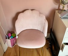 velvet chair