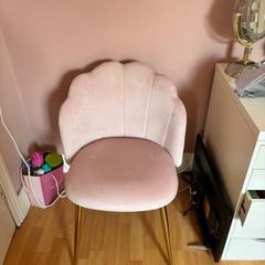 velvet chair